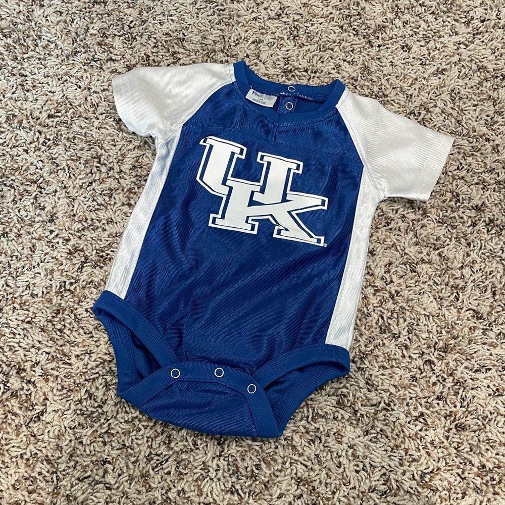 Uk onesie